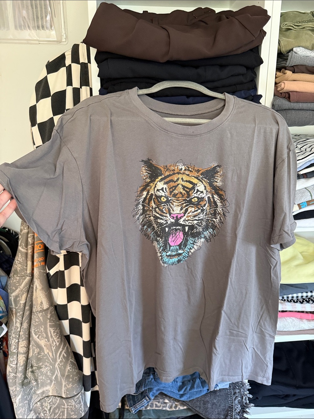 torrid Gray Short Sleeve Tee with Colorful Roaring Tiger Graphic